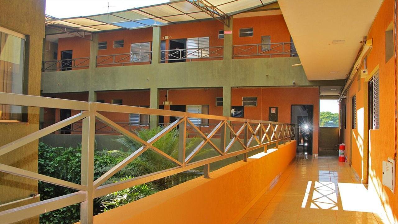 Salata Hotel Centro Jardinópolis Exterior foto
